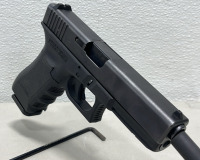 Glock - G22 - .40 Cal. - 4