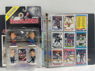 NHL superstars Figurines (1) Binder of NHL Cards