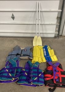 (5) Adult Life Jackets, (2) Short Paddles