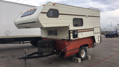 1988 CASCADE CAMPER TRUCK BED SLIDE-IN