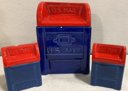 US Mail Ceramic Cookie Jar w/ Us mail Salt & Pepper Shakers