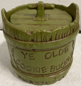 YE OLD COOKIE BUCKET Ceramic Cookie Jar