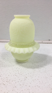 Fenton Light Yellow Fairy Light