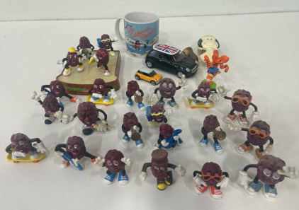 (23) Vintage California Raisins Figures & More