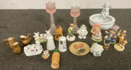 VINTAGE CERAMIC AND GLASS KNICK KNACKS