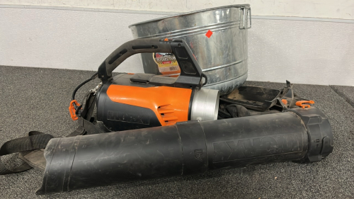 WORX WG510 ELECTRIC BLOWER W/ BAG/ ATTCHMENT AND METAL BUSHEL TUB