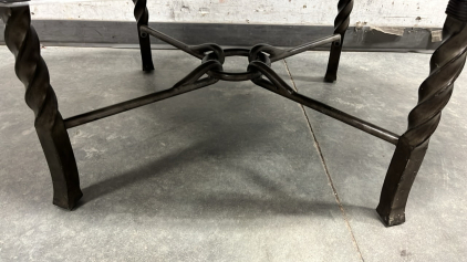 METAL OVAL COFFEE TABLE
