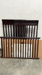 DARK WOODEN DELTA CHILDREN&rsquo;S CRIB