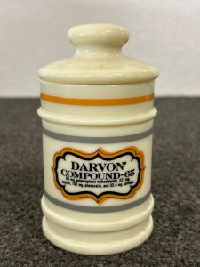 VINTAGE 1960s GLASS APOTHECARY CUSTARD GLASS JAR