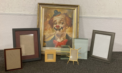 PICTURE FRAMES OF VARIOUS SIZES, CLOWN PICTURE