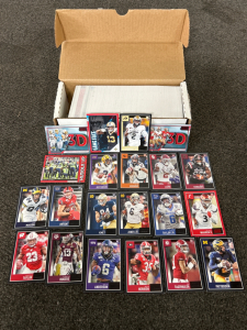 BOX OF 2020 PANINI SCORE FOOTBALL CARDS
