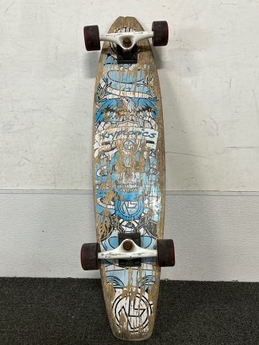 KRYPRONICS SKATEBOARD