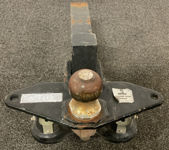 HUSKY ROUND BAR HEAD HITCH WITH 2-5/16&rdquo; BALL