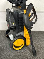 WESTFORCW ELECTRIC PRESSURE WASHER- POWERS ON - 4