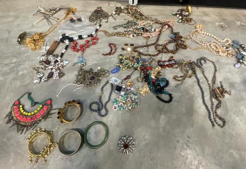 Random Assortment Of Necklaces & Jewelry