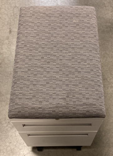 (1) ROLLING 2-DRAWER CUSHIONED SEAT FILING CABINET (23&rdquo;X24&rdquo;)