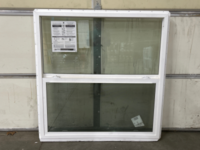 PELLA SINGLE HUNG ANNEALED ONE WIDE WINDOW INSERT (OVERALL 46.5x 47.25)