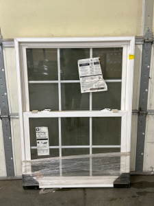 PELLA 250 SERIES DOUBLE HUNG ANNEALED ONE WIDE WINDOW INSERT ( OVERALL 36-3/8x 49-3/4)