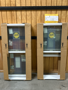 2 LIKE NEW PELLA WHITE TRIM WOOD VERTICAL SLIDING WINDOWS-FRAME: 23.5&rdquo;x47.5&rdquo;x3-11/16&rdquo;/EACH, PANES: 18&rdquo;x20.5&rdquo;/EACH