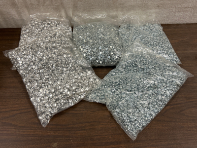 (10,000) SETS OF Z-165 LARGE RIVITS