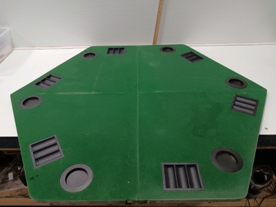 Foldable Poker Table