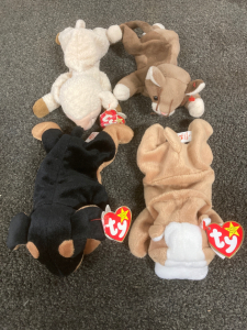TY BEANIE BABIES, WRINKLES (1996), DOBY (1996) EWEY (1999), POUNCE (1997, NO TY TAG)