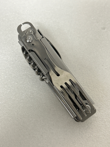 STAINLESS STEEL MULTI-TOOL