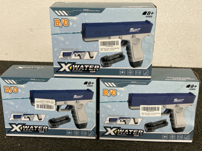 3 LIKE NEW BATTERY POWERED WATER PISTOLS (ALL BLUE)