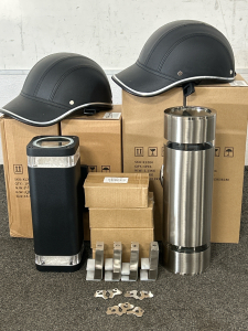 LIKE NEW DAWN TO DUSK EXTERIOR LIGHT FIXTURES (2), LED EXTERIOR LIGHT FIXTURES (2), SAFETY HATS 2/SMALL) AND SLIDING WINDOW LOCKS (4 PCS/BOX-4 BOXES)