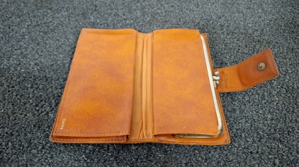 LEATHER HANDBAG AND COIN PURSES