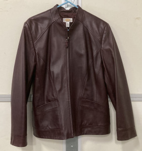 BEAUTIFUL TALBOTS WOMEN&rsquo;S SIZE 16 PURPLE LEATHER JACKET