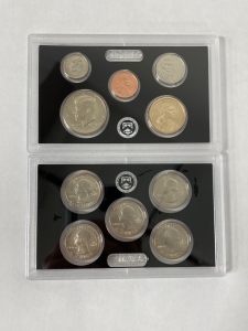 United States Mint 225th Anniversary Emnhanced Uncirculated Coin Set