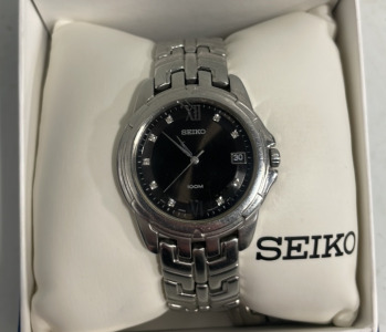 (1) Seiko 37MM Black Dial Silver-Tone S-Steel Men's Watch