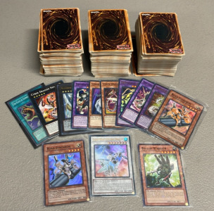 Big Set Of 500+ Konami Yu-Gi-Oh! Collectible Trading Game Cards W/ 13 Carded