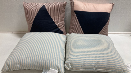 (2) Pairs of 15&rdquo; Throw Pillows