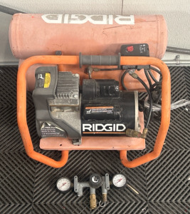 RIDGID Twin Stack Oil-Free 4.5 Gal Portable Air Compressor