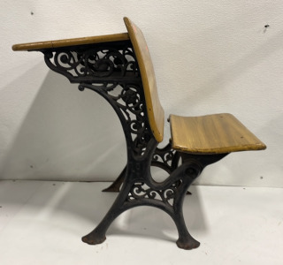 (1) Vintage School Desk