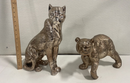(1) Metallic Cat Decoration (1) Metallic Bear Decoration