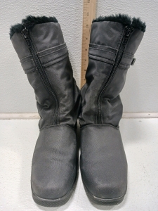 Predictions Black Snowboots Sz 9