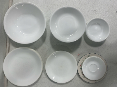 (1) XL Bowl, (5) Large Plates, (10) Bowls, (5) Med Plates (1) SM Bowl and (4) Saucers