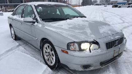 2004 VOLVO S80 - ALL WHEEL DRIVE