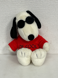 VINTAGE SNOOPY