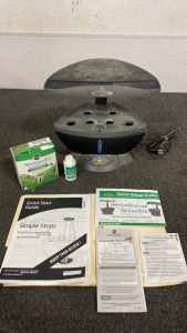 AEROGARDEN SEED POD KIT WITH GROW LIGHT AND PLANT FOOD