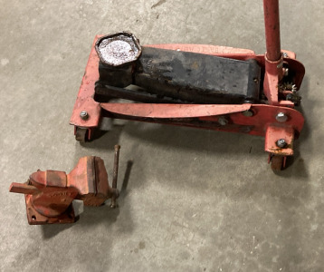 3T SPIDER JACK AND 4&rdquo; SCOUT CLAMP