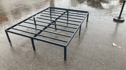 METAL BED FRAME. 5&rsquo;X80&rdquo;