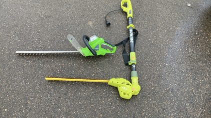 (2) TRIMMERS 115 V. BOTH POWER ON