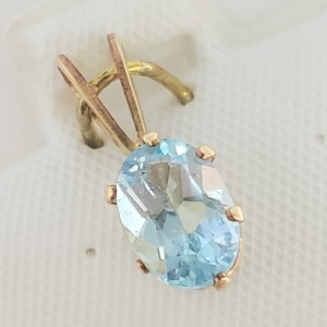 14K Gold Filled Blue Topaz(0.8ct) Pendant