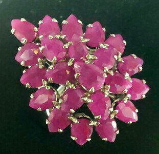 $1085 Silver Ruby(12ct) Ring
