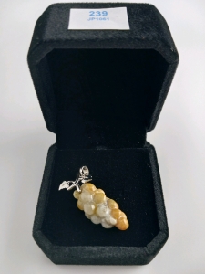 Silver Jadeite Grapevine Pendant
