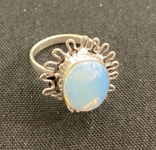 Opal .925 Ring Size 8